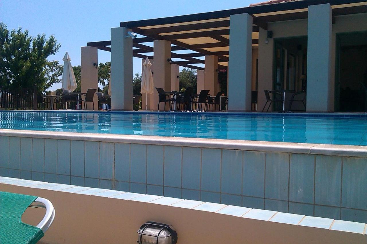 Skala  Livadaki Village Hotel المظهر الخارجي الصورة