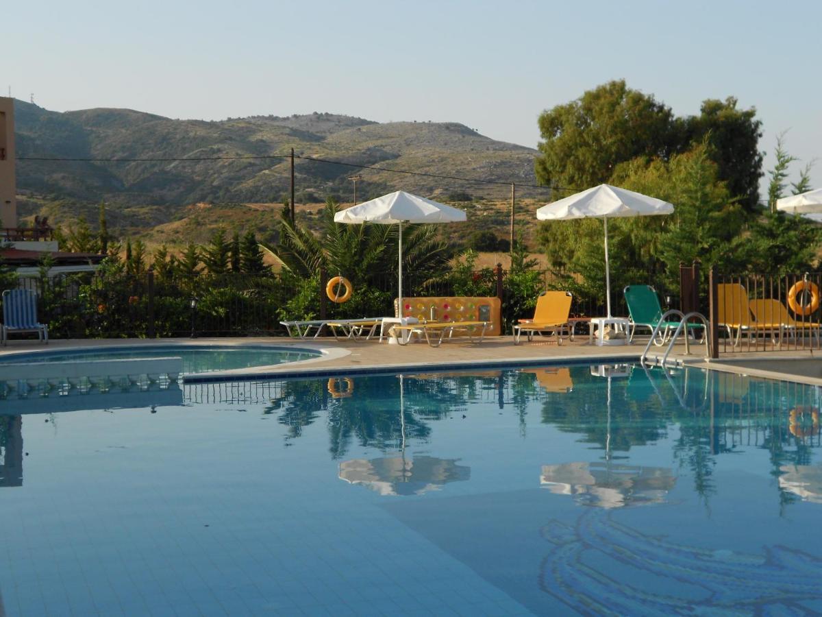 Skala  Livadaki Village Hotel المظهر الخارجي الصورة